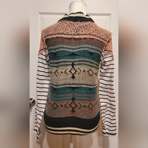 BKE Boho Southwestern Crochet Sweater Jacket Cardigan Size Medium - Picture 7 of 14